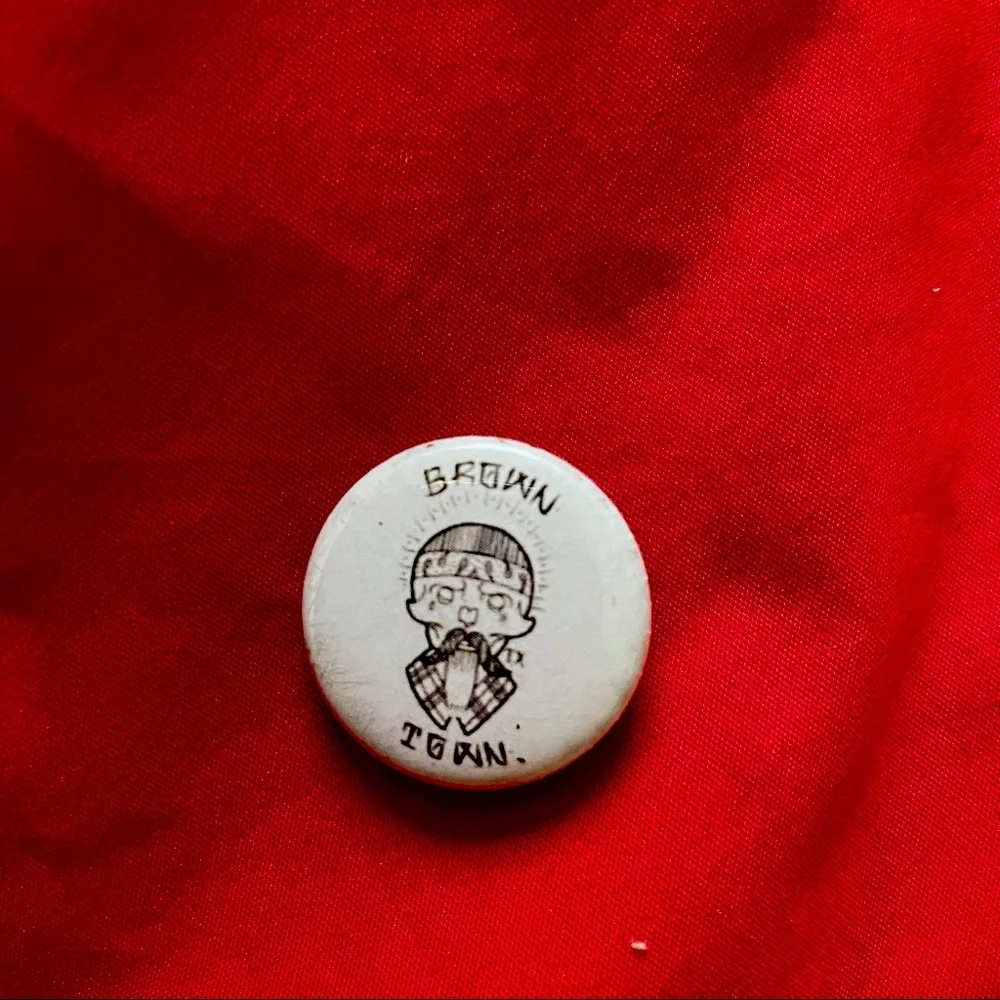 LOT OF PINS - Picture 5 of 5